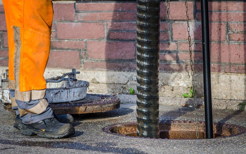 comment déboucher un évier Le Perchay